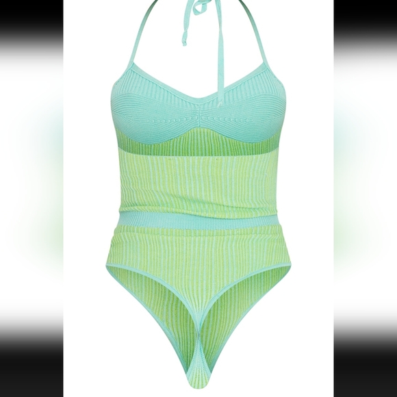 *NWT* PRETTYLITTLETHING knit bodysuit - Picture 5 of 6